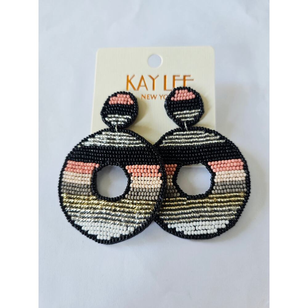 Kay Lee Glass Beaded Circle Earrings Black Pink New - Picture 3 of 3
